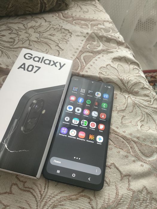 Продам Самсунг А07