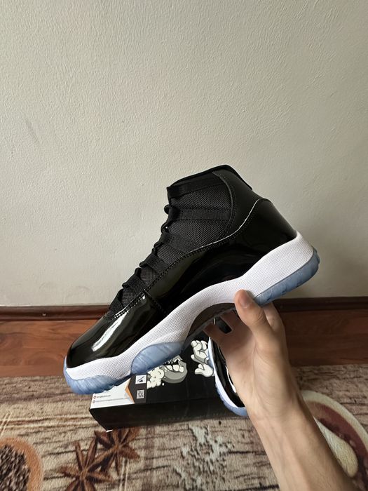 Air Jordan 11 Retro Space Jam (2016)