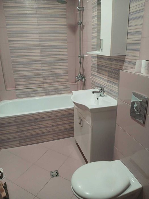 Продава се Тристаен апартамент в София, Надежда 2 - 112 кв.м за 2233 €/кв.м - Снимка #3