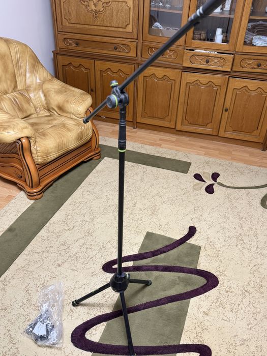 Stativ microfon Gravity MS 4321 B – ca nou, profesional