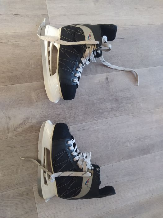 Коньки ледорубы продам