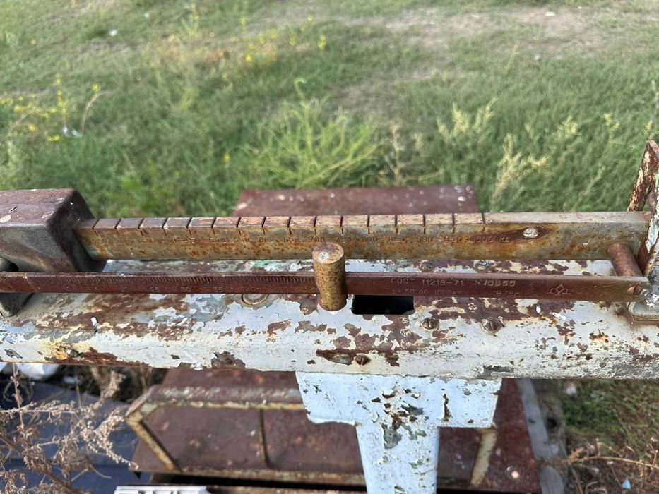 Продам весы механические до 1 тонны