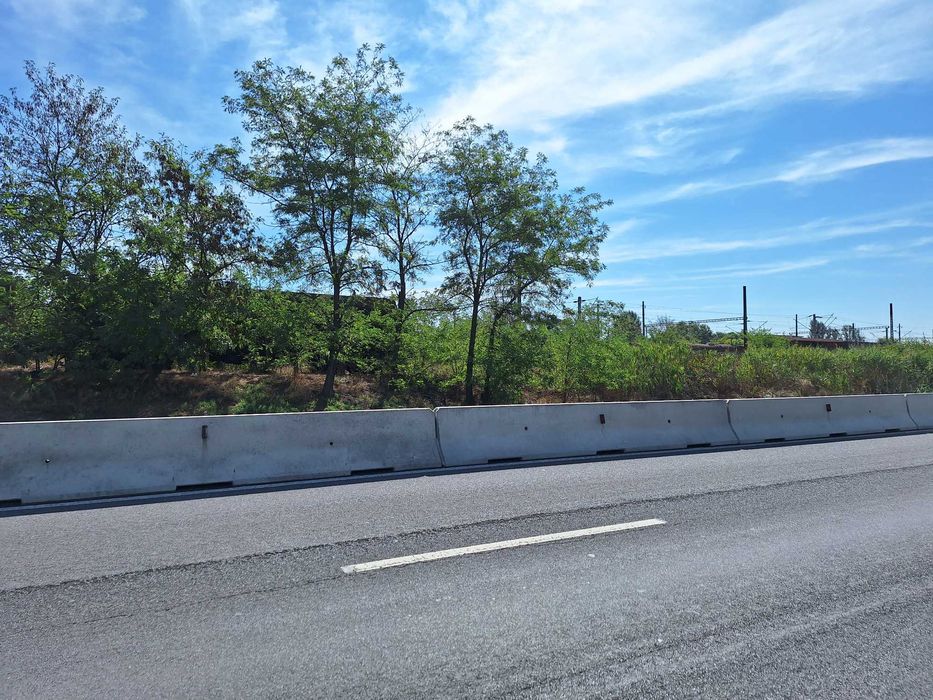 Teren intravilan Isalnita, deschidere la Drumul European E70