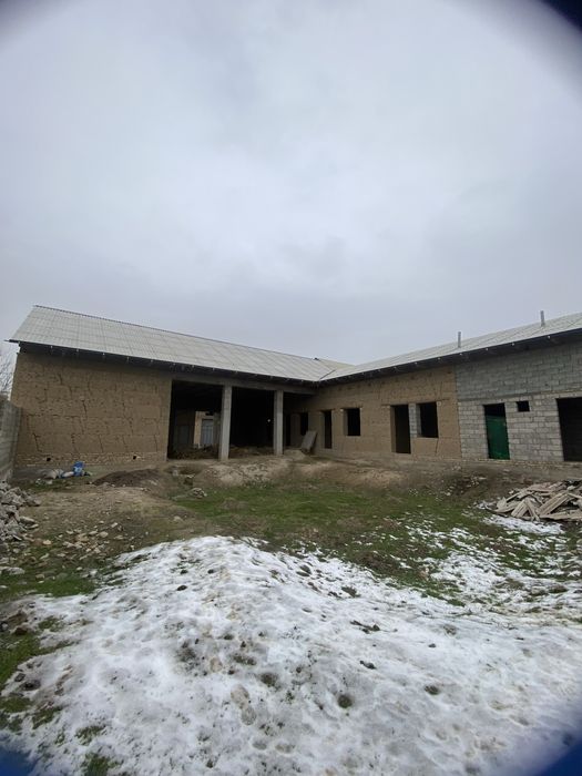 Hovli sotiladi 6 sutx