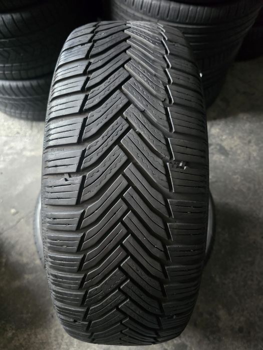 Michelin 215/55 R17 98V MS iarnă