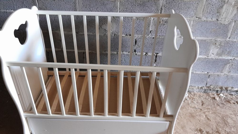 Продаю детскии манеж