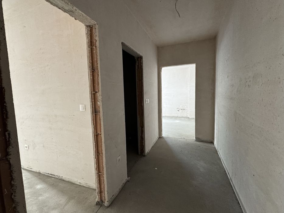 Продава се Двустаен апартамент в Търговище, Център - 65 кв.м за 1452 €/кв.м - Снимка #2