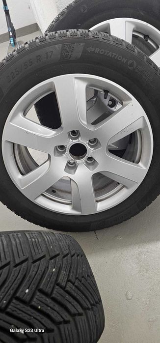 Vând jeante Audi A6 echipate cu cauciucuri de iarna