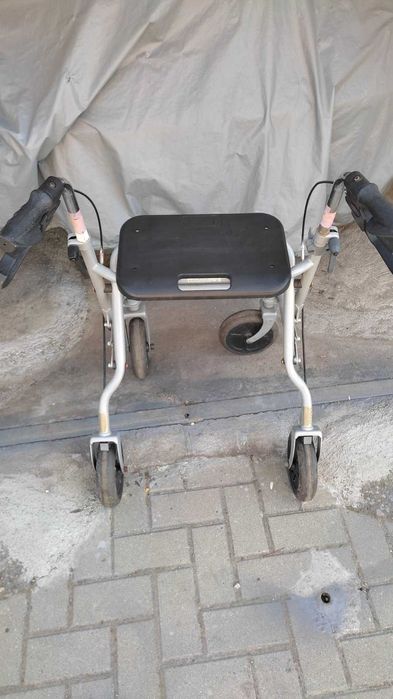 Проходилка - проходилки за възрастни - 2 броя