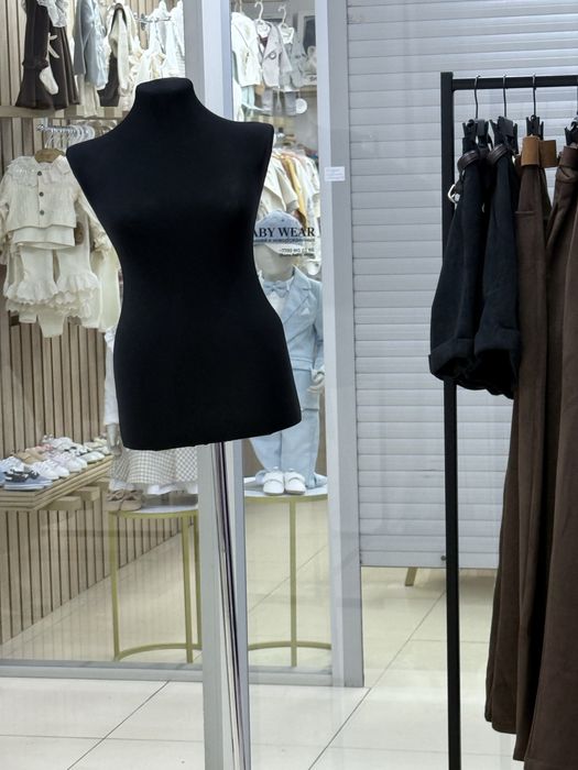 Продам шторы и зеркало