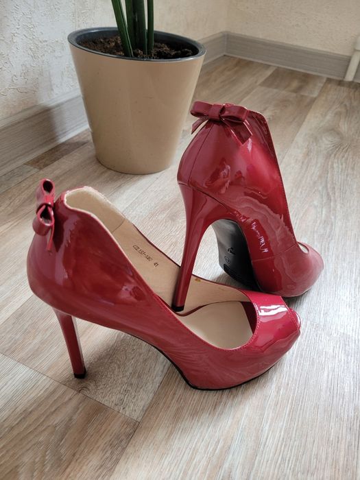 Туфли вечерние бренда Lisette