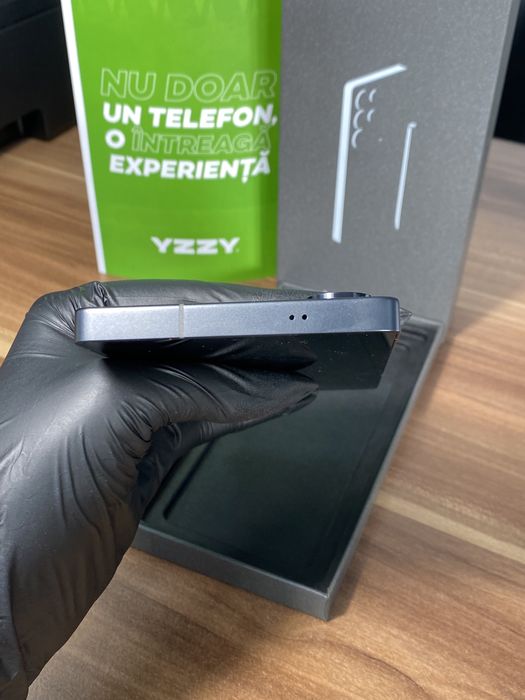 Samsung Galaxy s25 ultra • 256 GB • Titanium Jetblack