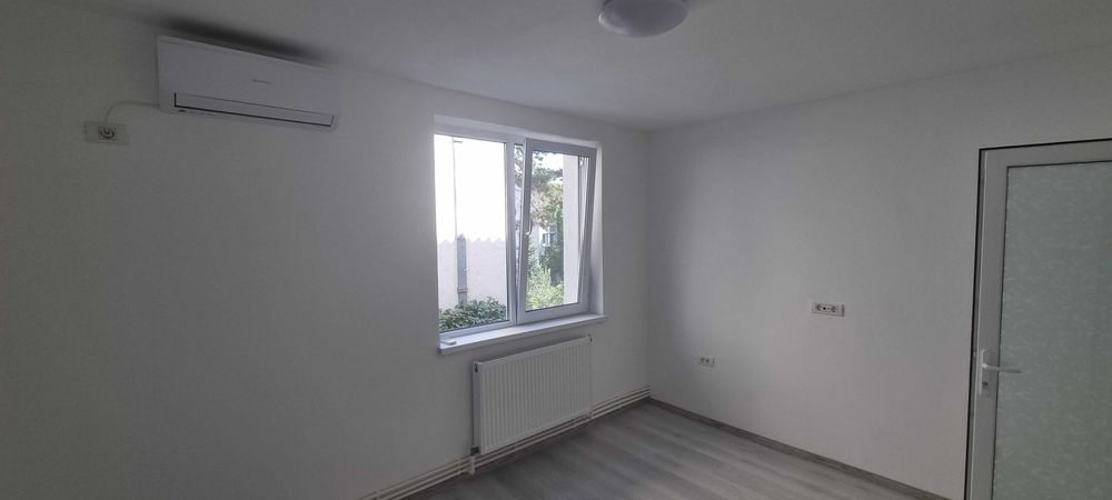Închiriez apartament 2 camere, Medgidia Central, Etaj.1