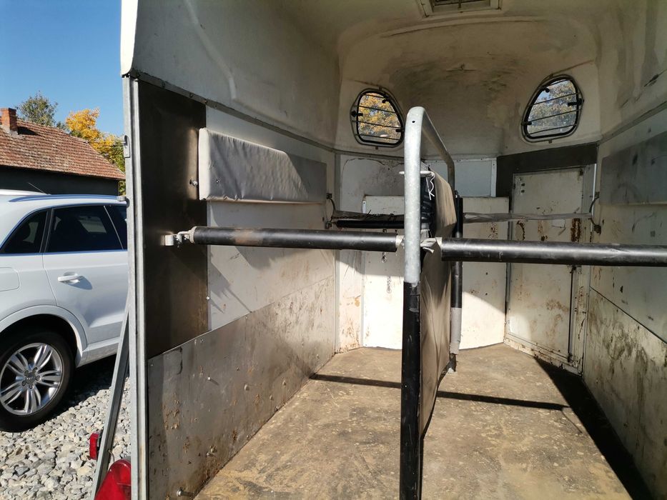 Remorca cai  animale