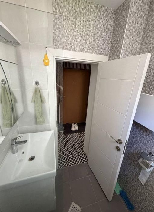 Дава се под наем Тристаен апартамент в София, Слатина - 76 кв.м за 897.6 € - Снимка #8