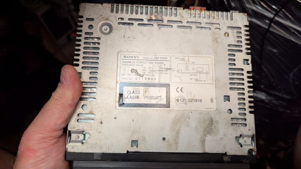 Radio Cd auto Sony S2000