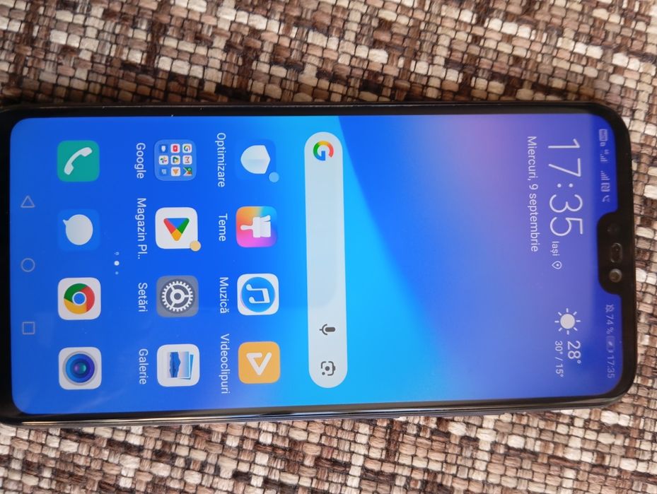 Vind telefon Huawei P20.