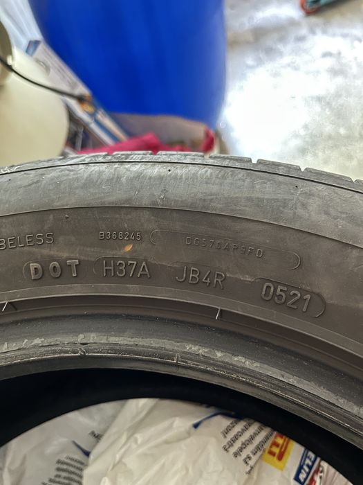 Anvelope DUNLOP 235/55ZR17 (103Y) -vară