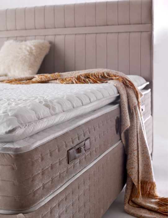 Тапицирано легло Daphne