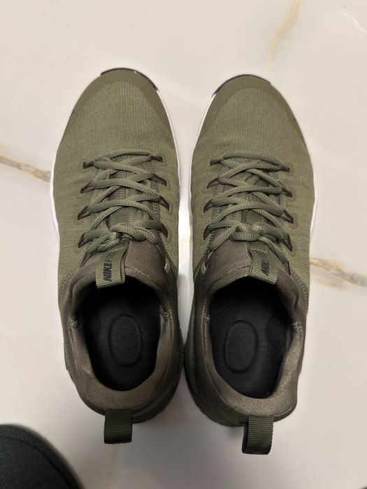 Маратонки Nike зелени