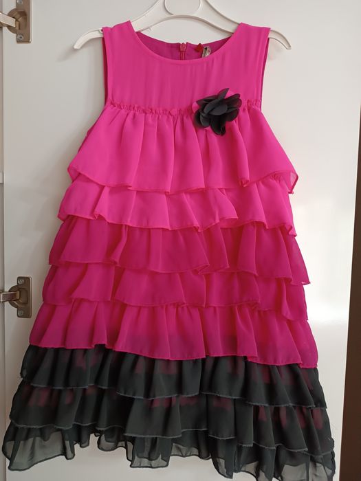 Платья на девочку нарядные