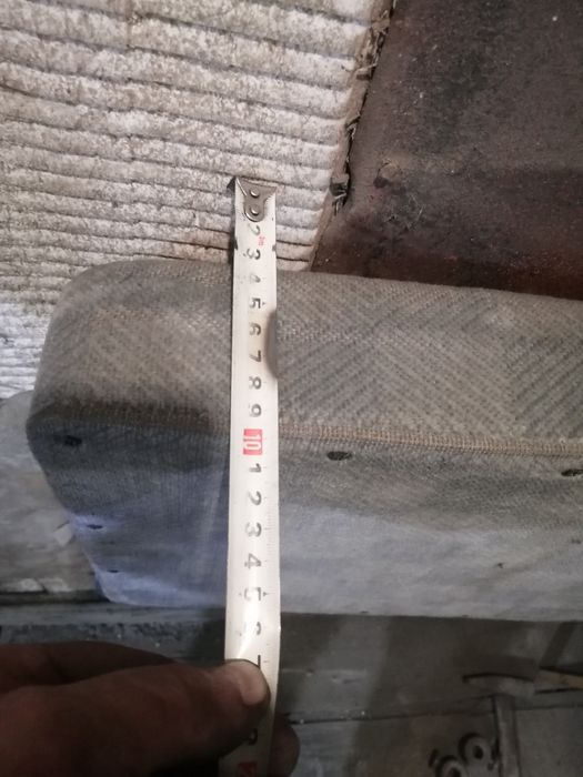 Стульчик откидной