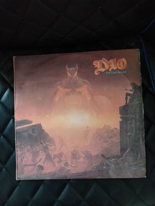 Нови грамофонни плочи