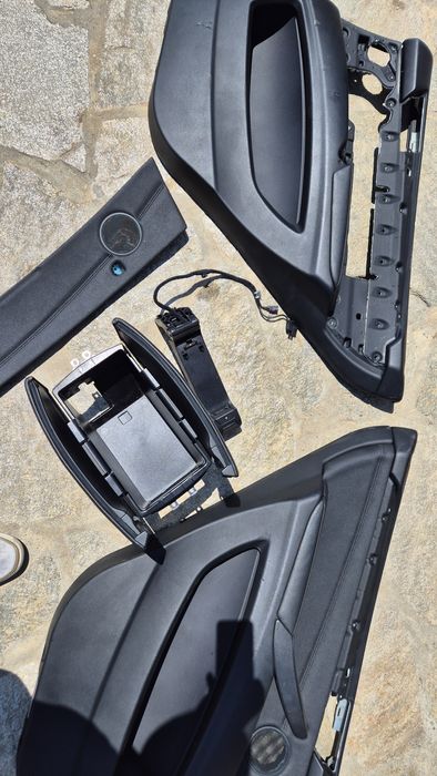 Подлакътник и кори за врати за BMW E70