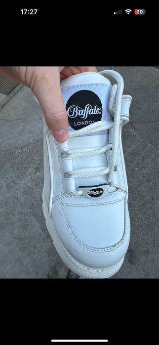 Adidasi talpa inalta