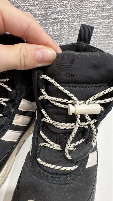 Продам дутики детские