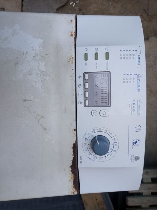 Продам стиральную машину Аристон AVTF 104