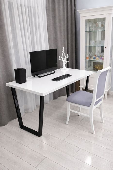 Стол компьютерный письменный