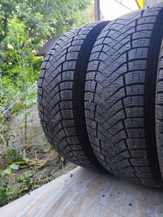225 60 R18 Pirelli 2023 Год Шины