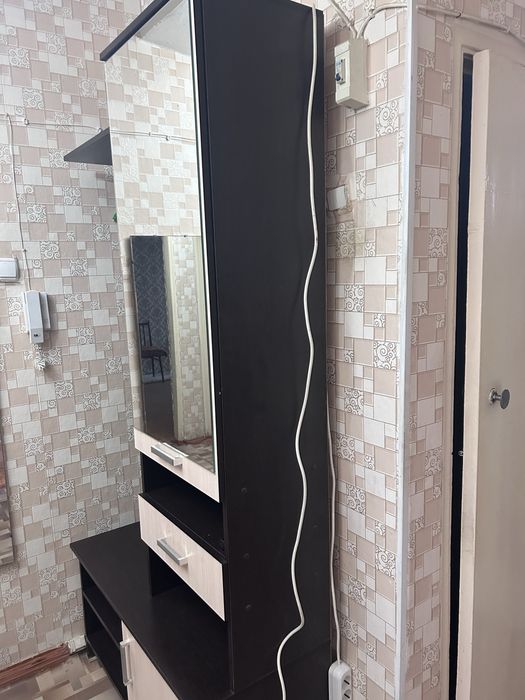 Продам   прихожку.