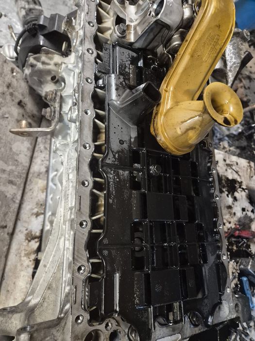 Vând bloc motor Volvo 2.0 euro 5