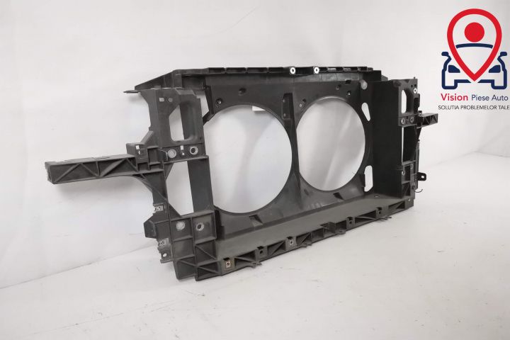 Оригинален теглич в добро състояние Нисан / Nissan 370Z Z34 [Оригинале