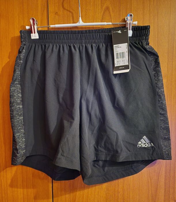Short Adidas NOI cu eticheta