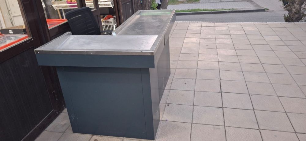 Продам кассовую зону