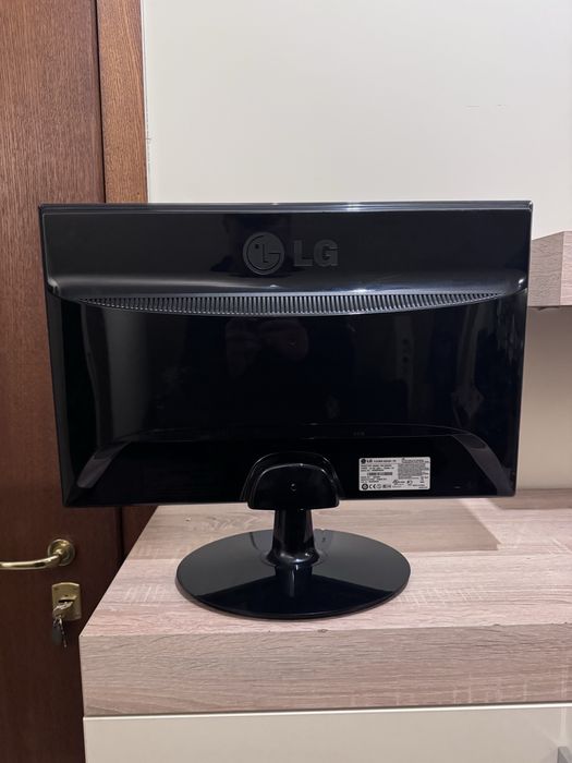 Монитор LG Flatron