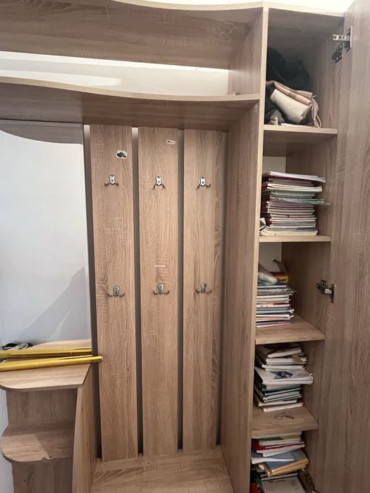 Продам б/у прихожую