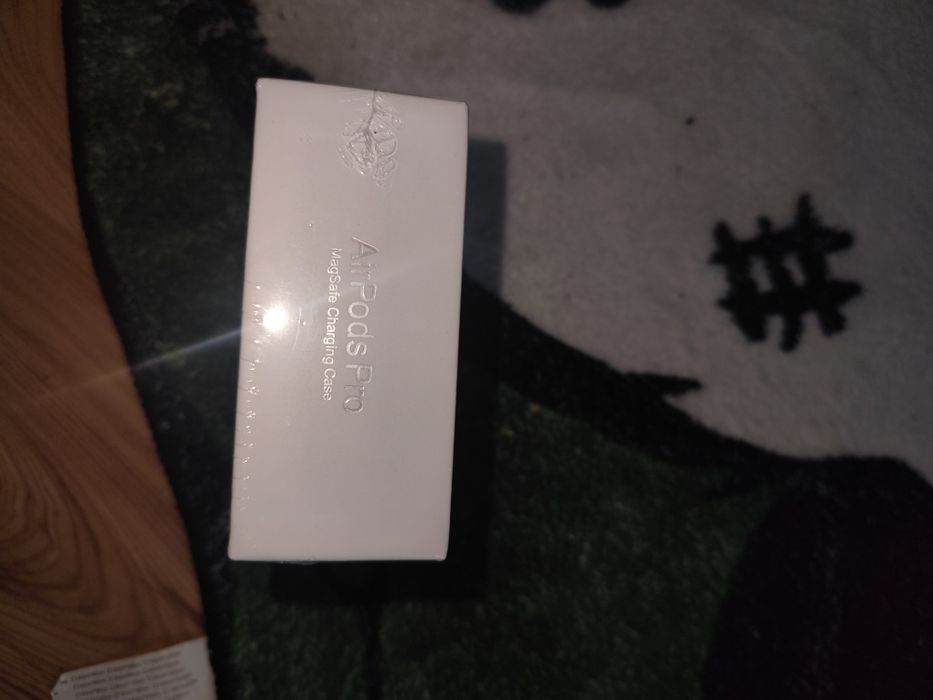 vand casti apple air pods pro
