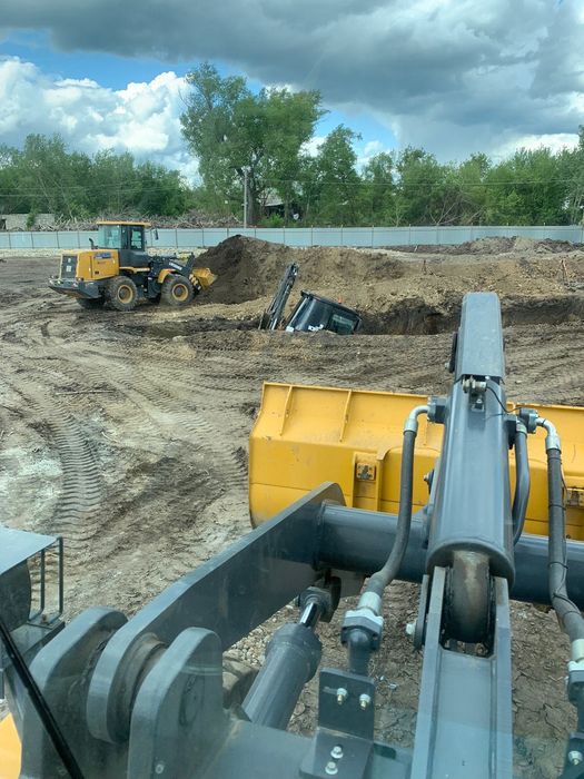 Фронтальный погрузчик