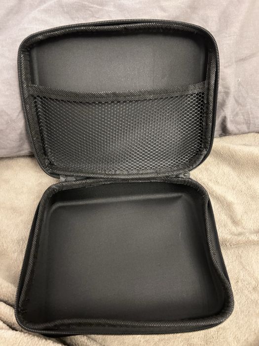 Компактен органайзер за аксесоари и инструменти