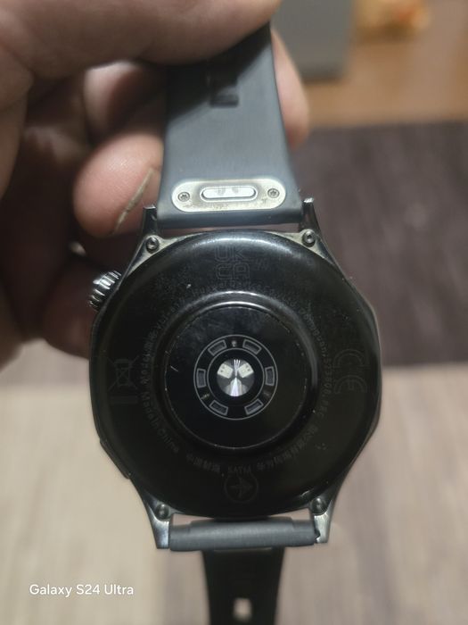 Смарт часовник в много добро състояние