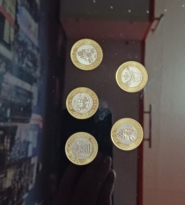 Продам коллекционные монеты