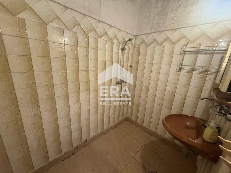 Четиристаен апартамент на ул. "Николаевска"