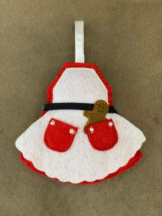 Коледни играчки от филц