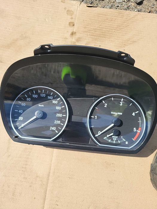 Ceasuri bord in km bmw seria 1 e81,e82,e87,e88 diesel