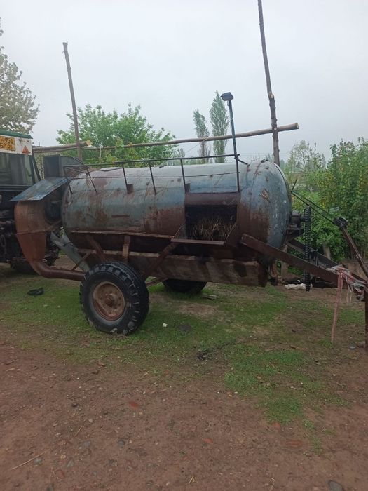 Traktor bochkasi bilan sotiladi narxi 65 milyon kami bor bo'ka tumani
