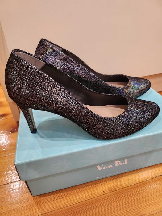 Дамски обувки Van Dal № 38 - черен цвят